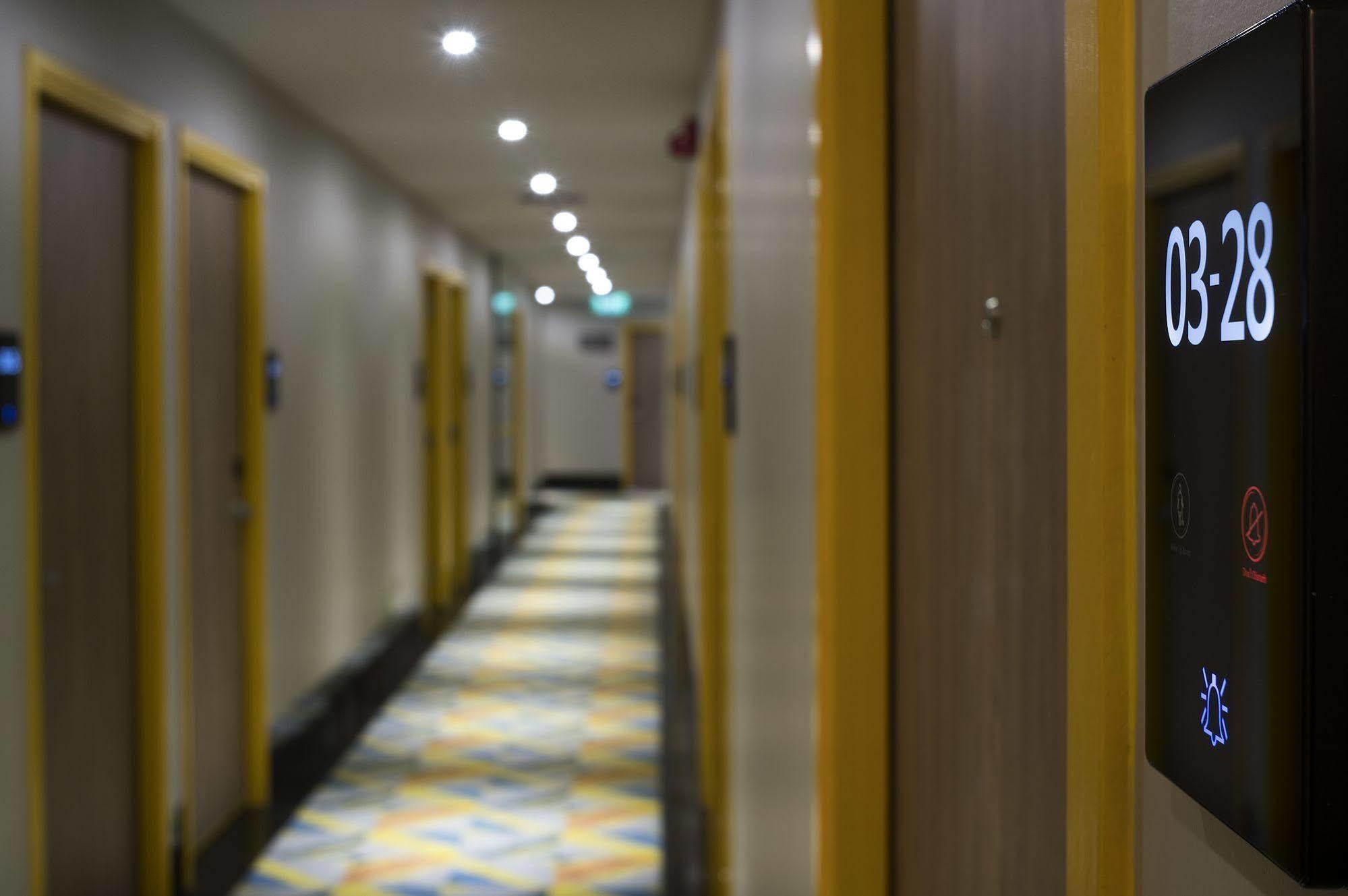 Hotel Mi Bencoolen Singapore Exterior photo